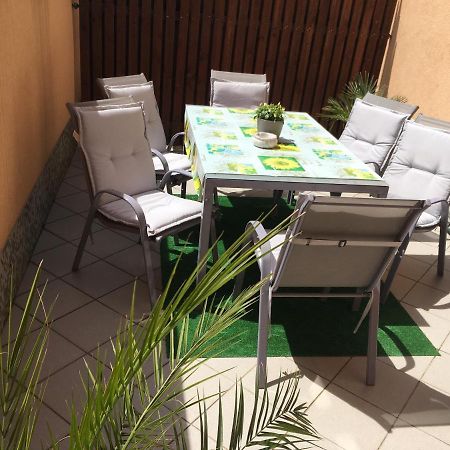 צ'סקה בודיוביצה Apartman Slunecnice S Terasou מראה חיצוני תמונה