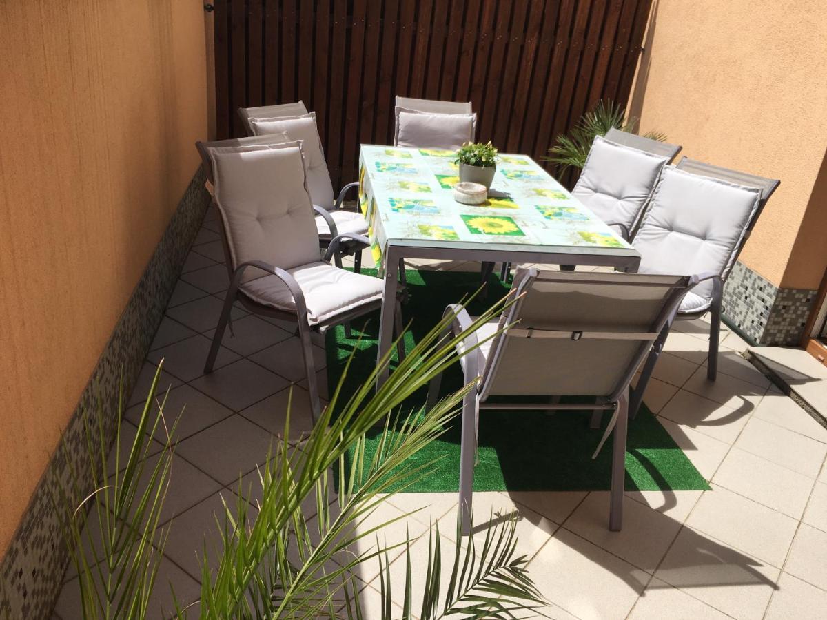 צ'סקה בודיוביצה Apartman Slunecnice S Terasou מראה חיצוני תמונה